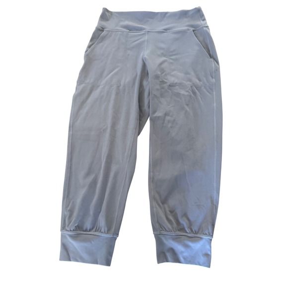 lululemon athletica Pants - Lululemon Women's Gray Jogger Cropped Pants Athletic Activewear Size 8